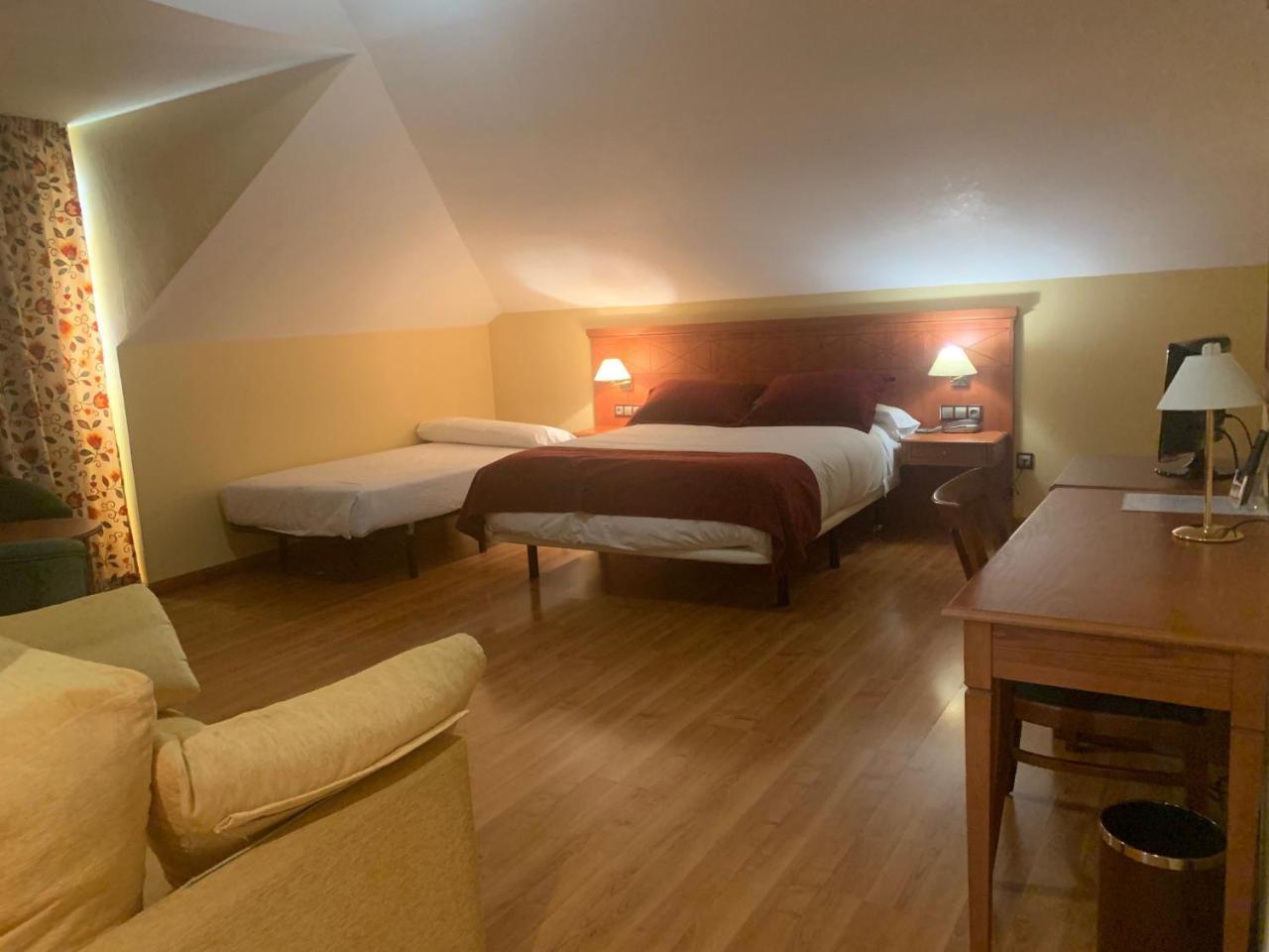 Hotel Camino Real Arcahueja ภายนอก รูปภาพ