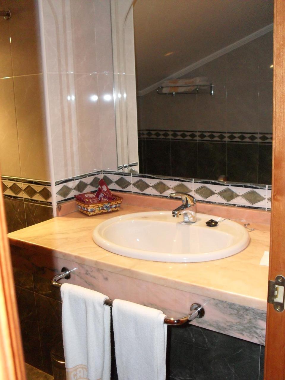 Hotel Camino Real Arcahueja ภายนอก รูปภาพ